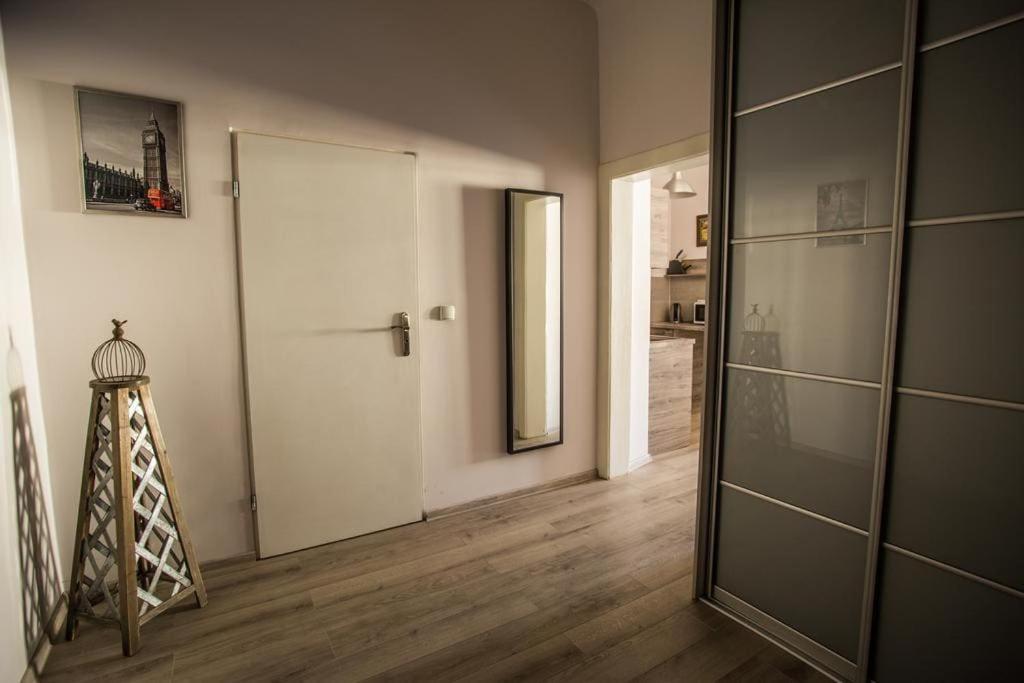 One-bedroom Flat In Stradom! Lem , Stradomska 5, 17 Appartement *